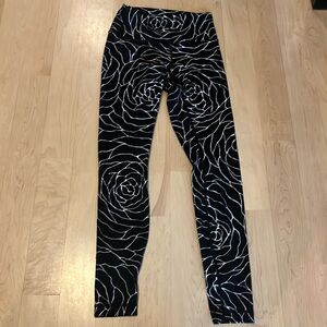 Rose print lululemon leggings